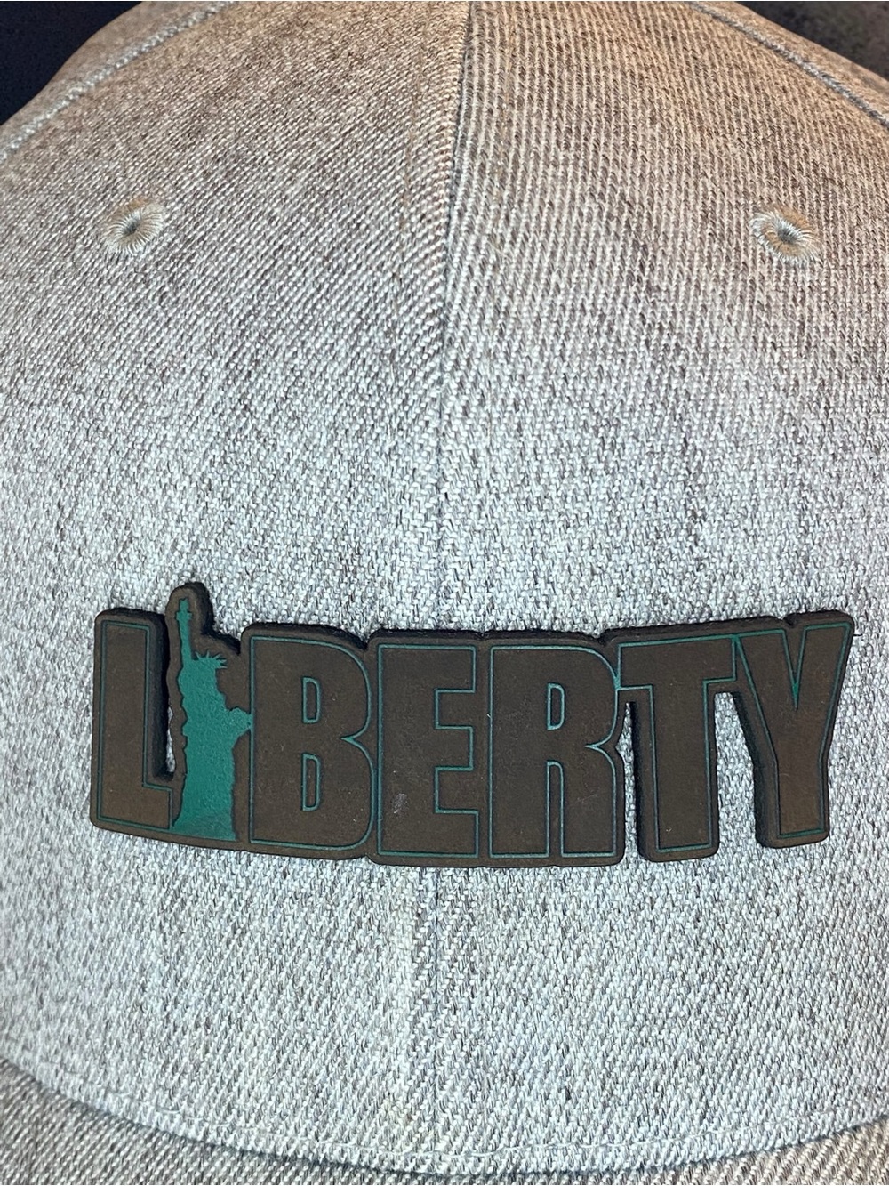 BRANDED BILLS - ‘Liberty’ Embossed Logo Grey Men's Cap